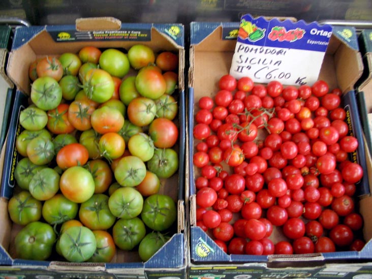 Tomatoes, Testaccio Market, Rome, Lazio, Italy