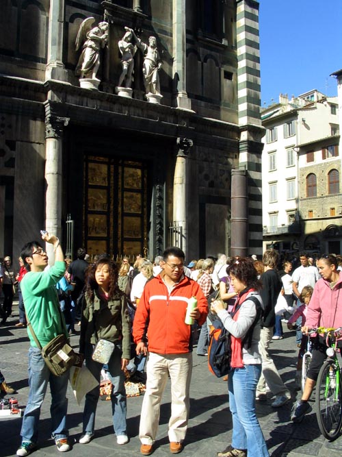 Piazza Del Duomo, Florence, Tuscany, Italy