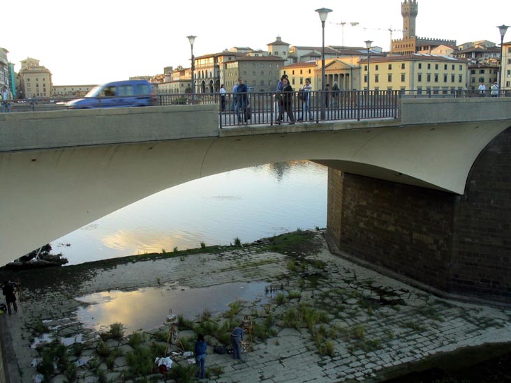 Ponte Alle Grazie, Florence, Tuscany, Italy