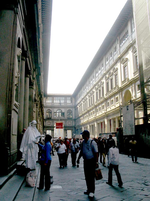 Piazza degli Uffizi, Florence, Tuscany, Italy