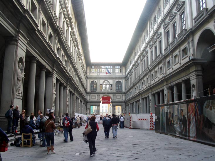 Piazza degli Uffizi, Florence, Tuscany, Italy