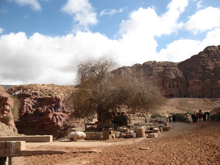 Nymphaeum, Colonnade Street, Petra, Wadi Musa, Jordan