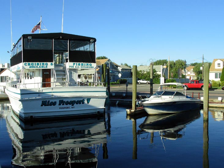 Miss Freeport V, Woodcleft Canal, Freeport, Long Island, New York