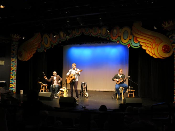 Justin Roberts and The Not Ready For Naptime Players, Long Island Children's Museum, Garden City, New York, November 15, 2015