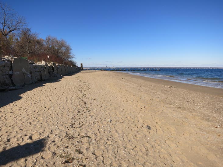 Beach, Sands Point Preserve, Sands Point, New York, November 8, 2015