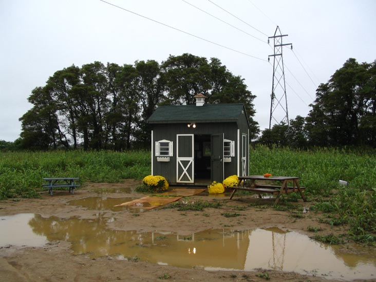 Sherwood House Vineyards Tasting Room, 2600 Oregon Road, Mattituck, New York