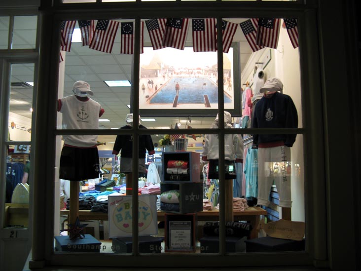 21 Main Street, East Hampton, New York