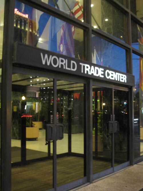 World Trade Center of New Orleans, 2 Canal Street, New Orleans, Louisiana