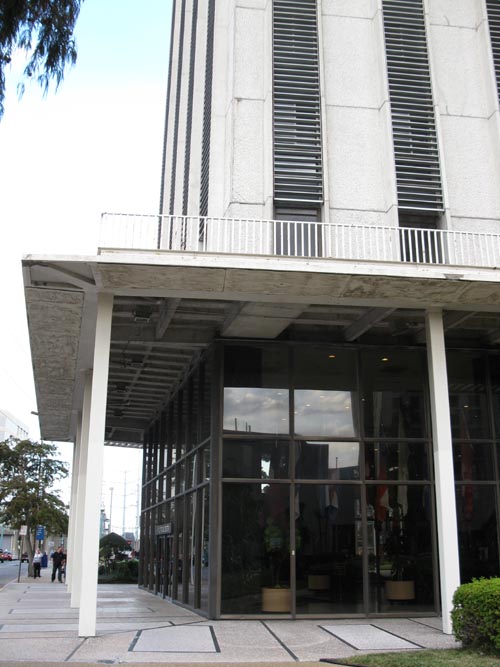 World Trade Center of New Orleans, 2 Canal Street, New Orleans, Louisiana