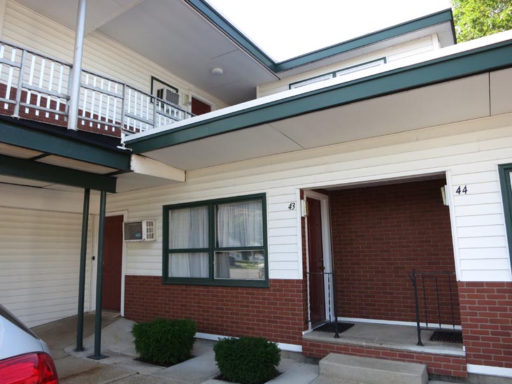 Traveler's Inn, 130 Pleasant Street, Brunswick, Maine, July 5, 2013