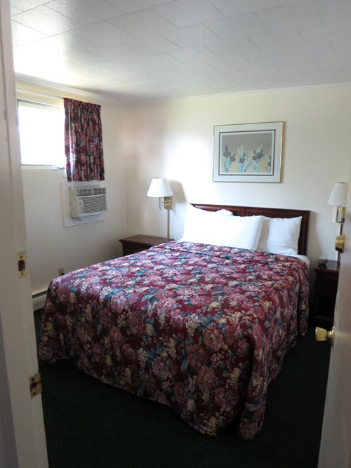 Room 43, Traveler's Inn, 130 Pleasant Street, Brunswick, Maine, July 5, 2013