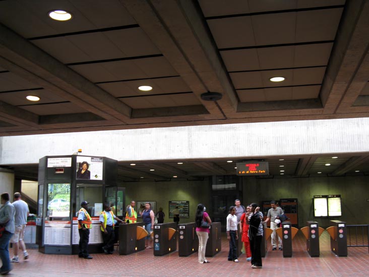 Greenbelt Station, DC Metrorail, Greenbelt, Maryland