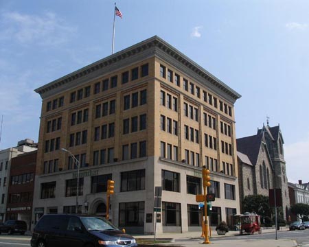 Berkshire Bank, 24 North Street, Pittsfield, Massachusetts