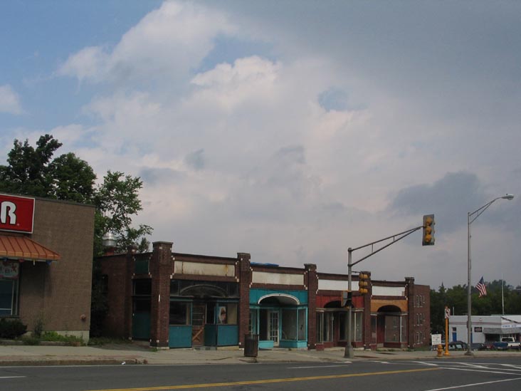North Street and Kent Avenue, SW Corner, Pittsfield, Massachusetts