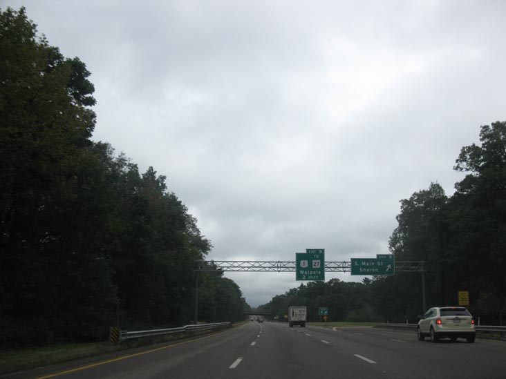 Northbound Interstate 95 at Exit 8, Massachusetts, October 1, 2011