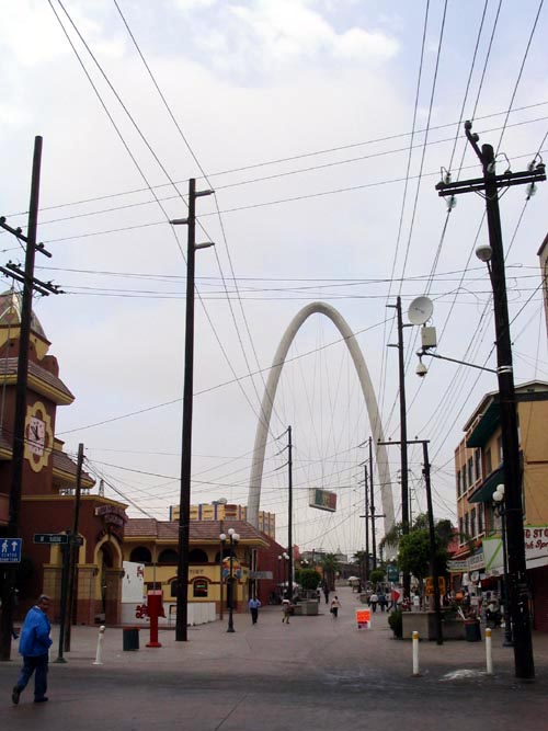 Tijuana Arch/El Arco, Tijuana, Baja California, Mexico