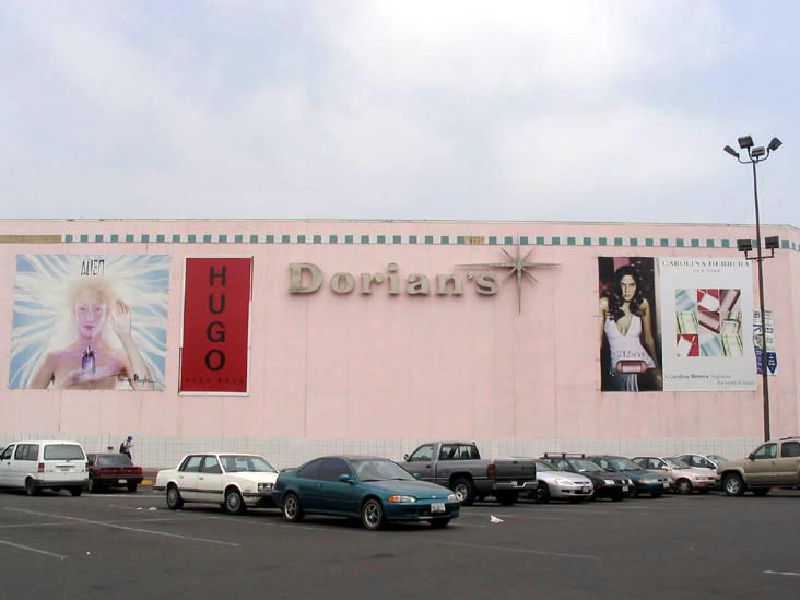 Dorian's, Centro Comercial Plaza Río, Avenida Paseo de los Héroes, Tijuana, Baja California, Mexico
