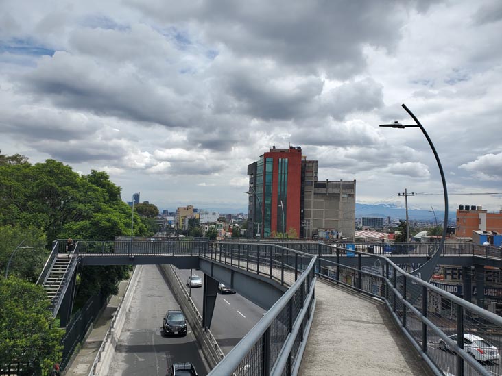 Walkway to Bosque de Chapultepec, Segunda Sección, Mexico City/Ciudad de México, Mexico, August 28, 2021