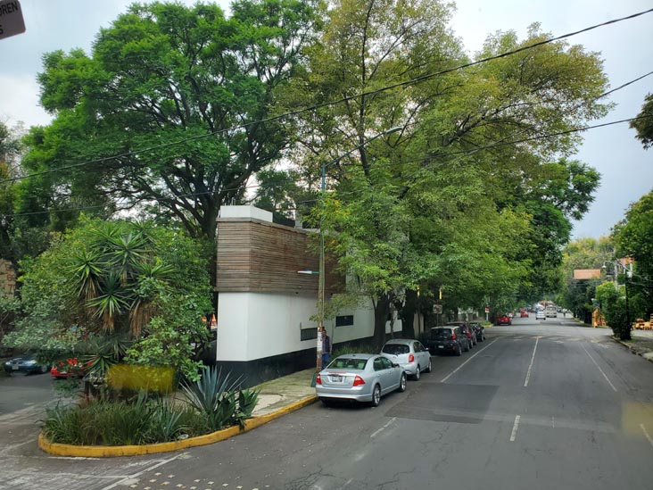 Centenario, Coyoacán, Capital Bus Circuito Centro-Sur Tour, Mexico City/Ciudad de México, Mexico, August 6, 2021