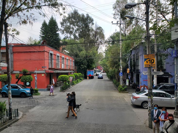 Centenario, Coyoacán, Capital Bus Circuito Centro-Sur Tour, Mexico City/Ciudad de México, Mexico, August 6, 2021