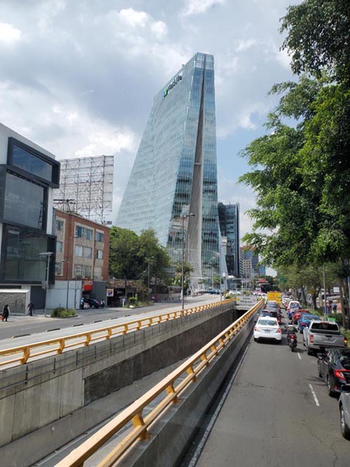 Avenida Insurgentes Sur, Capital Bus Circuito Centro-Sur Tour, Mexico City/Ciudad de México, Mexico, August 6, 2021