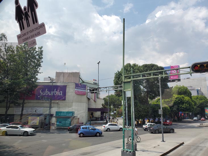 Avenida Insurgentes Sur, Capital Bus Circuito Centro-Sur Tour, Mexico City/Ciudad de México, Mexico, August 6, 2021