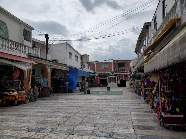 Patio Central, Mercado de Artesanías de la Ciudadela, Colonia Centro, Mexico City/Ciudad de México, Mexico, August 20, 2021