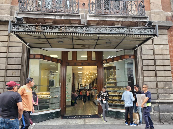Pastelería Ideal, República de Uruguay 74, Centro Histórico, Mexico City/Ciudad de México, Mexico, August 28, 2023