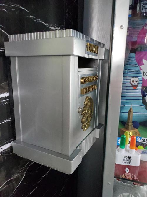 Mail Drop, Torre Latinoamericana, Centro Histórico, Mexico City/Ciudad de México, Mexico, August 16, 2021