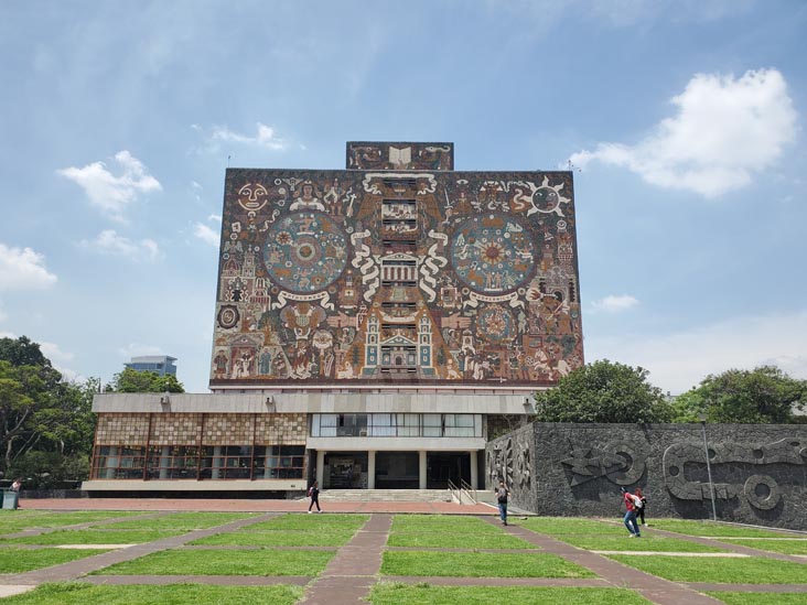 Biblioteca Central/Central Library, Ciudad Universitaria, Mexico City/Ciudad de M&eacute;xico, Mexico, September 4, 2023