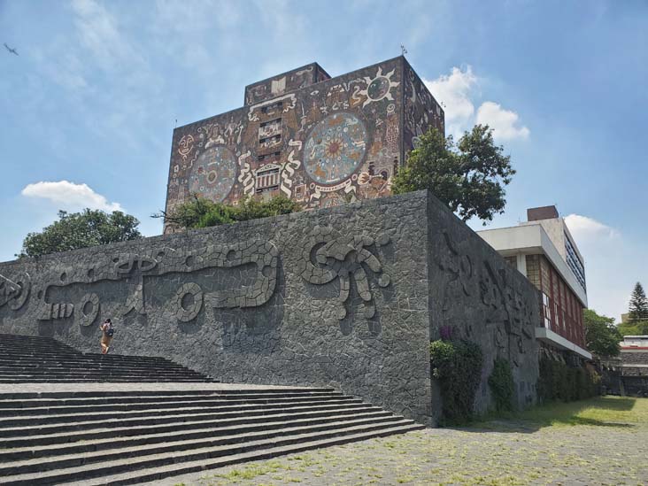 Biblioteca Central/Central Library, Ciudad Universitaria, Mexico City/Ciudad de M&eacute;xico, Mexico, September 4, 2023