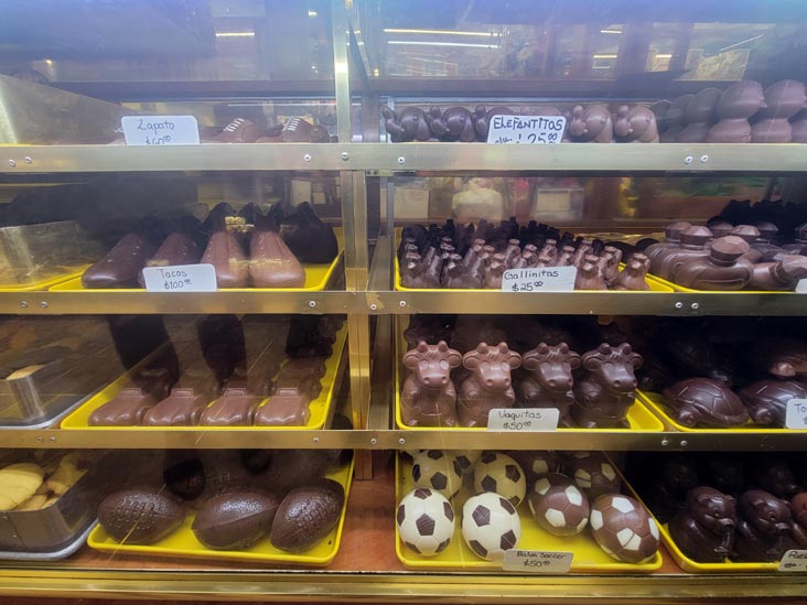 Pastelería Suiza, Parque España 7, Condesa, Mexico City/Ciudad de México, Mexico, August 12, 2021