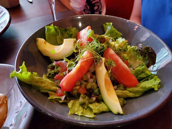 Ensalada de la Chinampa, Corazón de Maguey, Coyoacán, Mexico City/Ciudad de México, Mexico, August 19, 2021