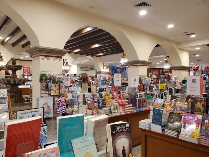 Sanborn's, Jardín Centenario 17, Coyoacán, Mexico City/Ciudad de México, Mexico, August 19, 2021