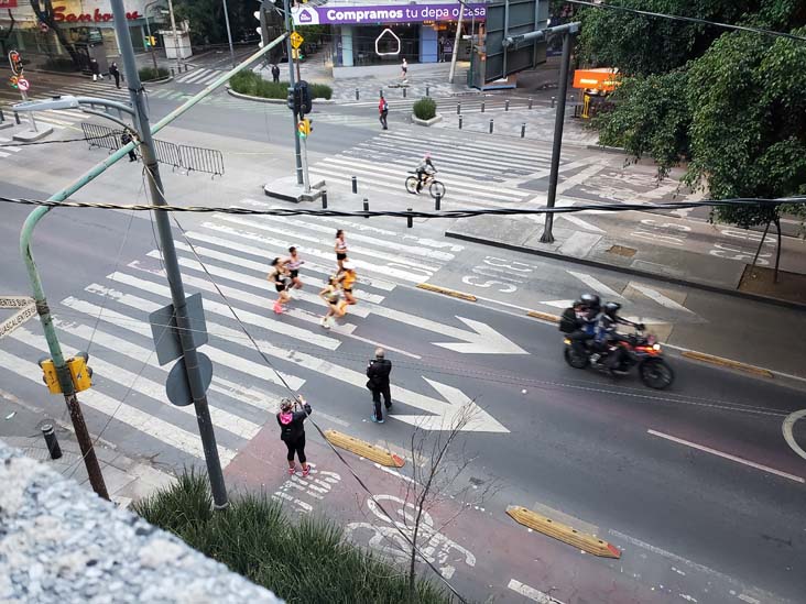 Mexico City Marathon, Maratón de la Ciudad de México, Avenida Insurgentes Sur at Calle Aguascalientes, Mexico City, Mexico, August 27, 2023