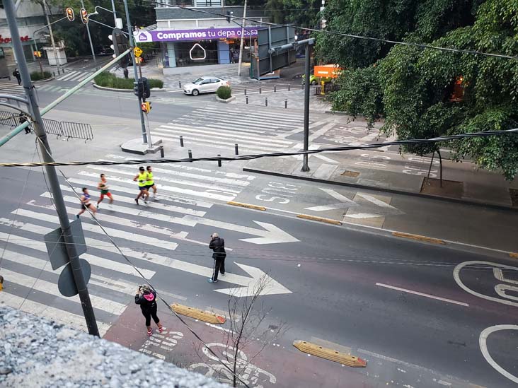 Mexico City Marathon, Maratón de la Ciudad de México, Avenida Insurgentes Sur at Calle Aguascalientes, Mexico City, Mexico, August 27, 2023