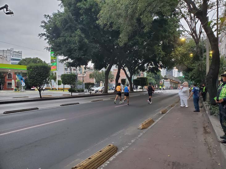 Mexico City Marathon, Maratón de la Ciudad de México, Avenida Insurgentes Sur at Calle Aguascalientes, Mexico City, Mexico, August 27, 2023