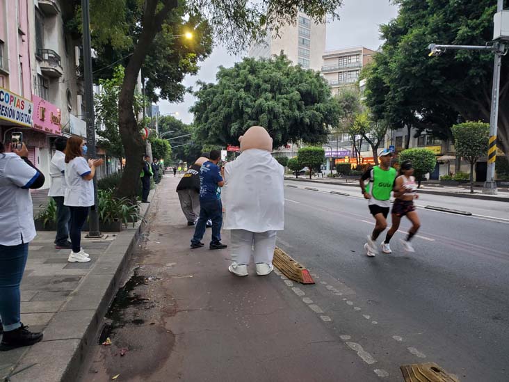 Mexico City Marathon, Maratón de la Ciudad de México, Avenida Insurgentes Sur at Calle Aguascalientes, Mexico City, Mexico, August 27, 2023