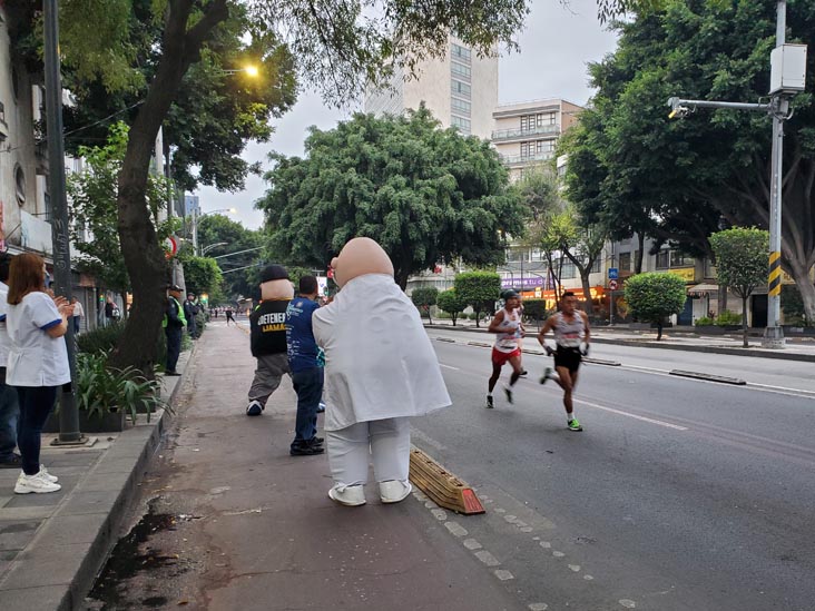 Mexico City Marathon, Maratón de la Ciudad de México, Avenida Insurgentes Sur at Calle Aguascalientes, Mexico City, Mexico, August 27, 2023