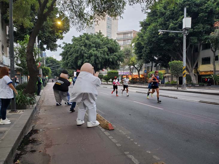 Mexico City Marathon, Maratón de la Ciudad de México, Avenida Insurgentes Sur at Calle Aguascalientes, Mexico City, Mexico, August 27, 2023
