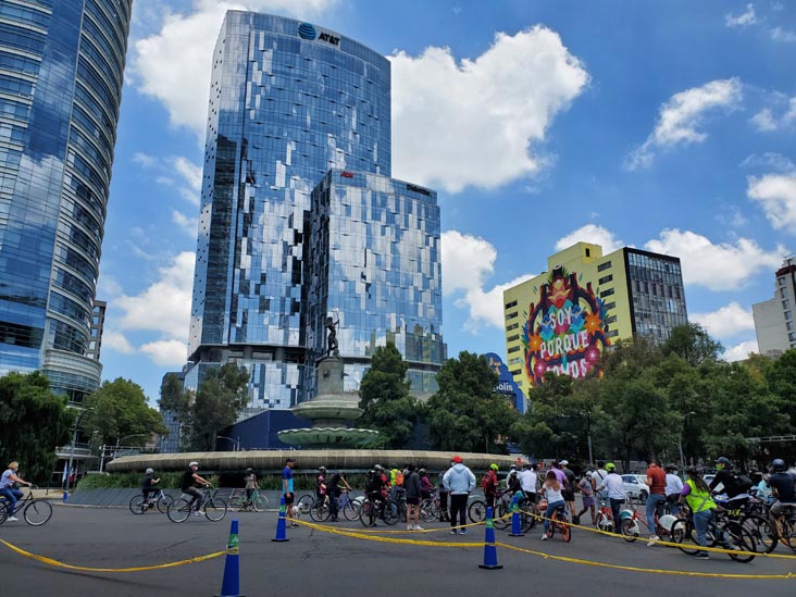 Torre Diana and Fuente de La Diana Cazadora, Paseo de la Reforma, Mexico City/Ciudad de México, Mexico, August 15, 2021