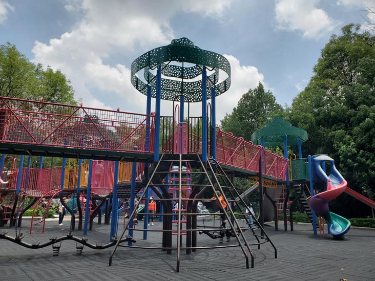 Playground, Parque Lincoln, Polanco, Mexico City/Ciudad de México, Mexico, August 5, 2021