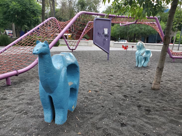 Jardín Pushkin, Colonia Roma, Mexico City/Ciudad de México, Mexico, August 9, 2021