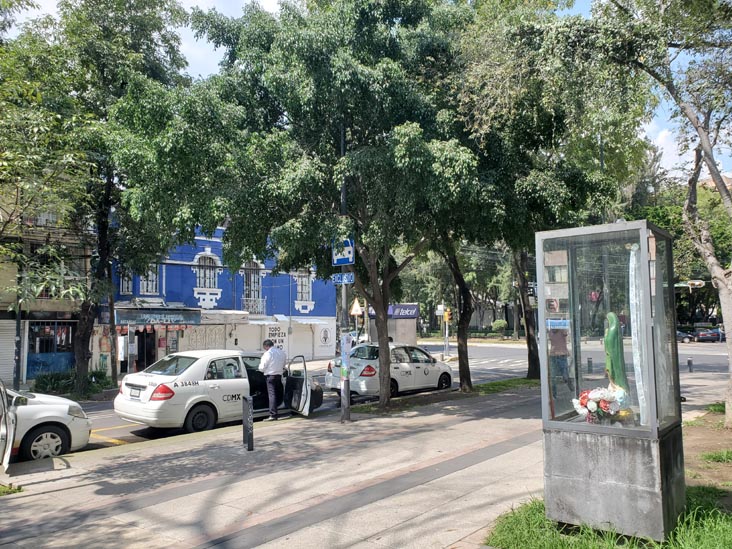 Jardín Pushkin, Colonia Roma, Mexico City/Ciudad de México, Mexico, August 9, 2021