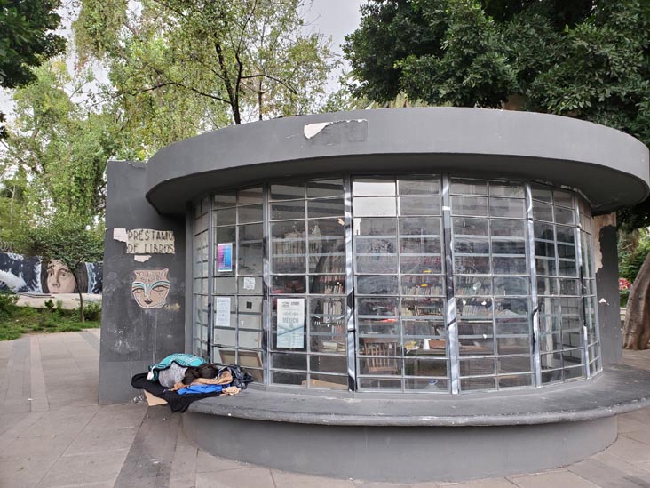 Jardín Pushkin, Colonia Roma, Mexico City/Ciudad de México, Mexico, August 26, 2021