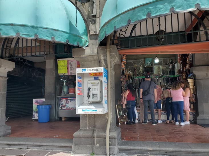 Stores Under Iglesia del Cerrito, Basílica de Santa María de Guadalupe, Colonia Villa de Guadalupe, Mexico City/Ciudad de México, Mexico, August 14, 2021