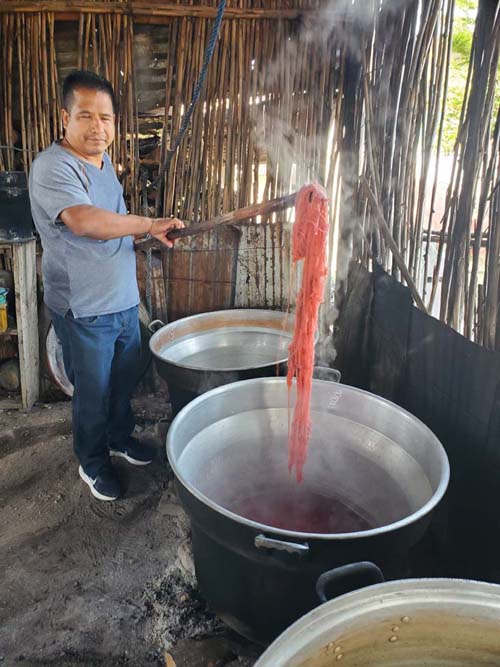 La Rueca, Calle Ignacio Zaragoza 330, Teotitlán del Valle, Oaxaca, México, August 20, 2023