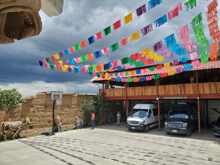 Alebrijes Autóctonos, Calle Emiliano Zapata 2B, Arrazola, Oaxaca, México, August 22, 2023