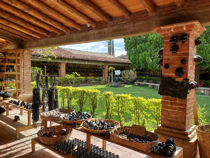 Alfarería Doña Rosa, Benito Juárez 24, San Bartolo Coyotepec, Oaxaca, México, August 22, 2023