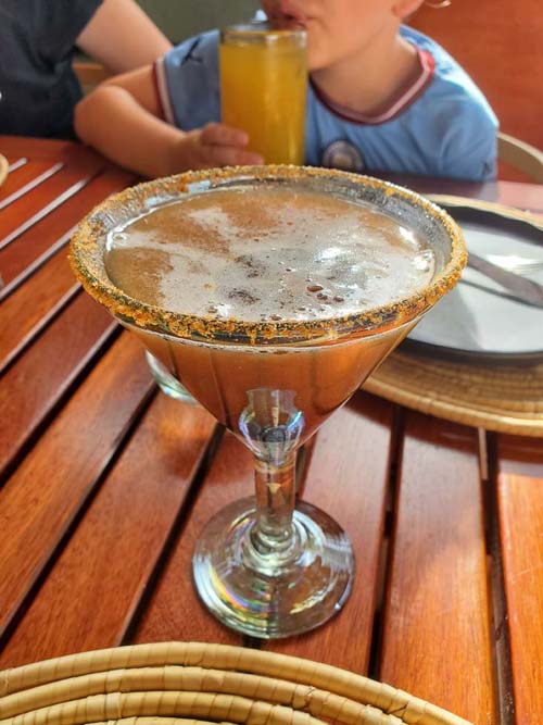 Cocktail, Casa Oaxaca El Restaurante, Calle de la Constituci&oacute;n 104-A, Oaxaca, M&eacute;xico, August 23, 2023